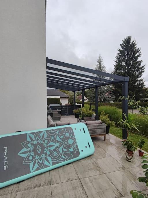 Schoene Wohnung Mit Terrasse Und Parkplatz Фельден-ам-Вертерзе Екстер'єр фото