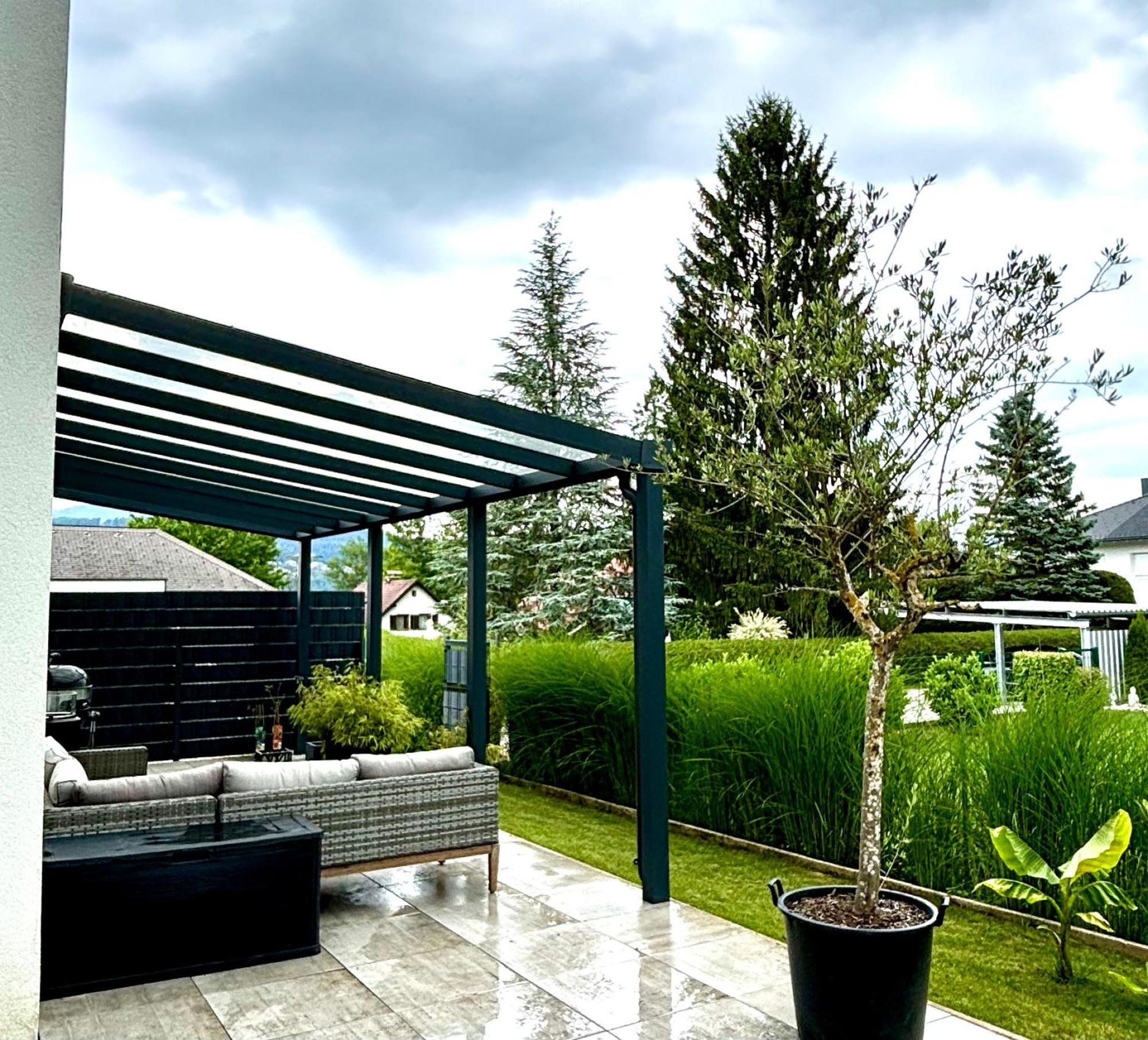 Schoene Wohnung Mit Terrasse Und Parkplatz Фельден-ам-Вертерзе Екстер'єр фото