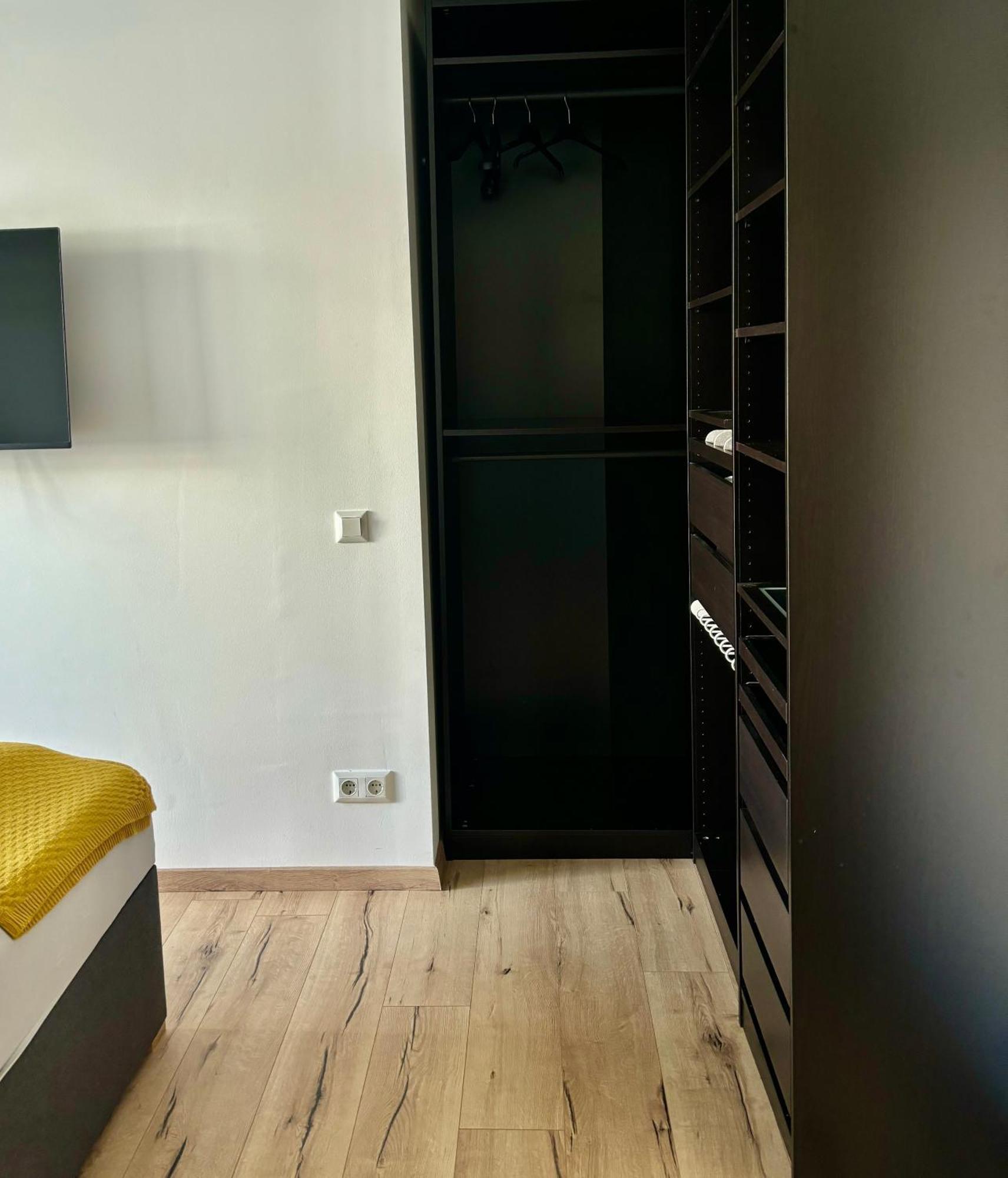 Schoene Wohnung Mit Terrasse Und Parkplatz Фельден-ам-Вертерзе Екстер'єр фото